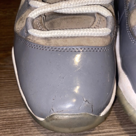 Jordan 11 Low - Picture 6 of 9